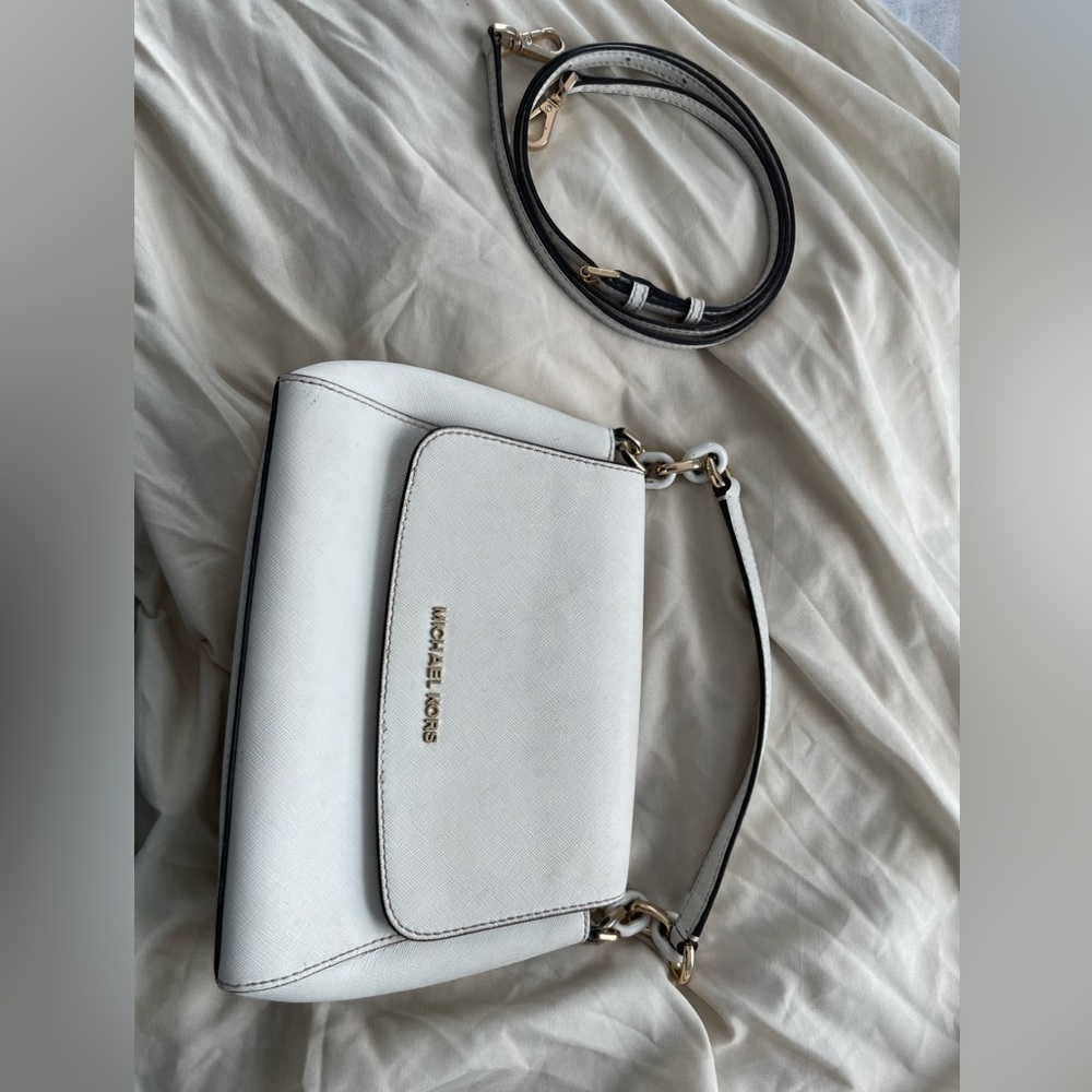 Michael Kors Adjustable Crossbody White Gold